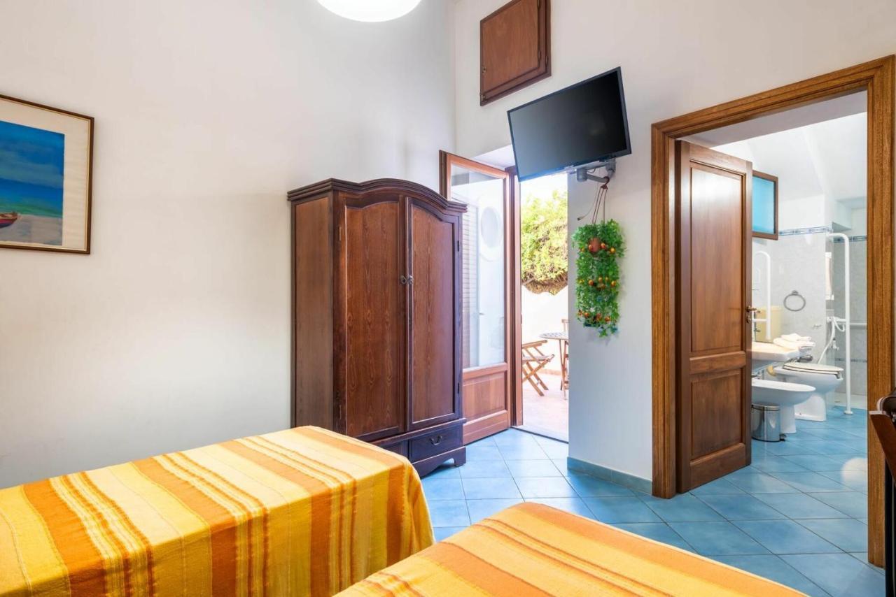 Casa Vacanza Artemis Lipari  Exterior photo